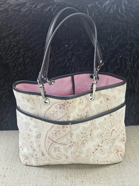 Ralph Lauren Handbags - Lauren Ralph Lauren Women Hand Bag Purse Beige Suede Fabric Purse